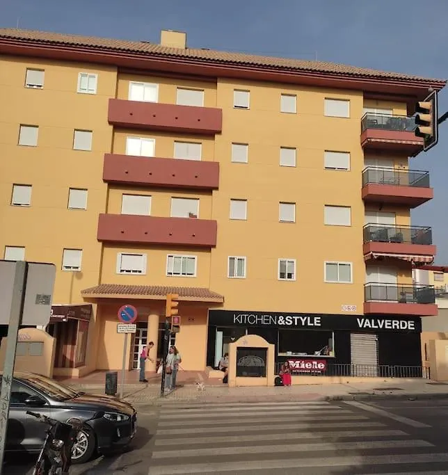 Apartamento Renovado En El Centro De Benalmádena Apartman