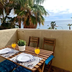 precioso-apartamento-con-piscinas-y-vistas-al-mar.es-andalucia.com/